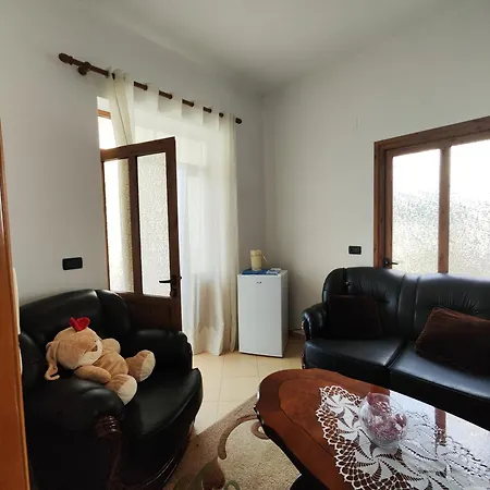 Bujari Apartment *