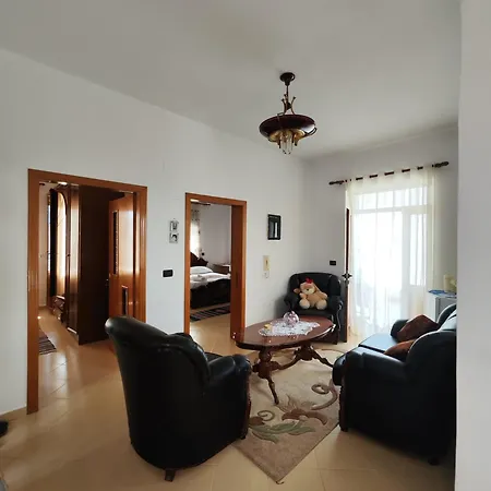 Bujari Μπεράτ